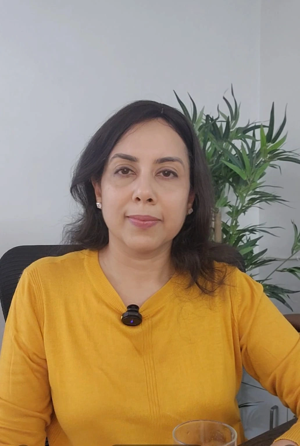 Ruchi Sonthalia, founder of NutriWhizz, ready for a nutrition consultation